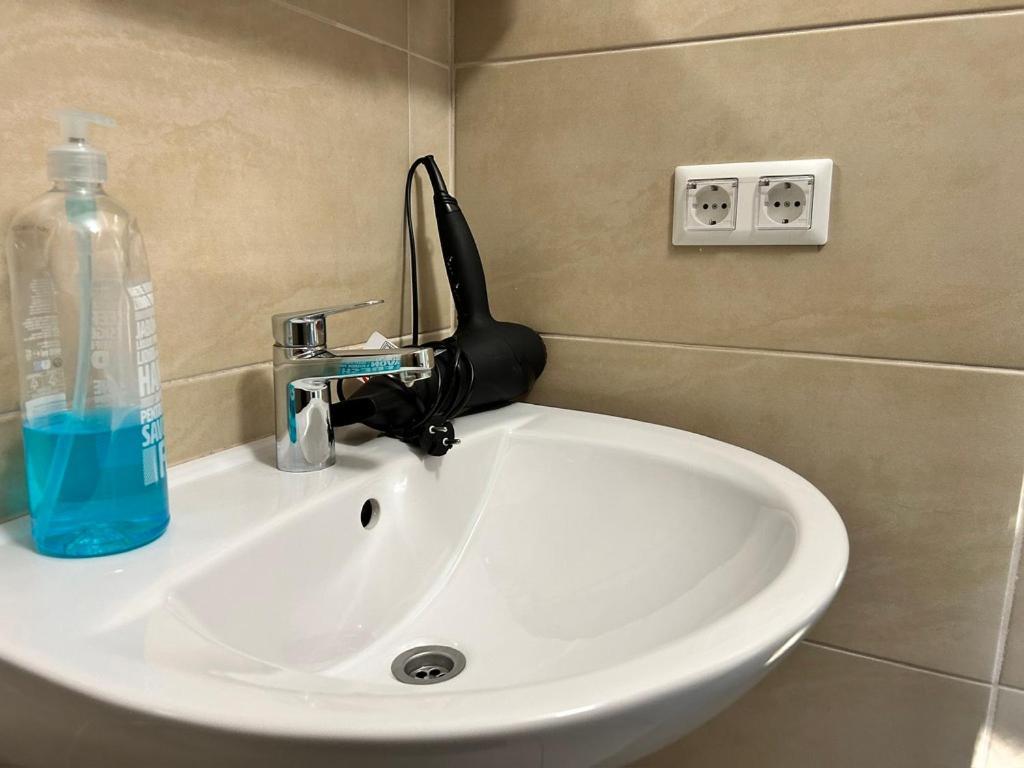 Prime Suites Near Schoenbrunn Castle ウィーン エクステリア 写真