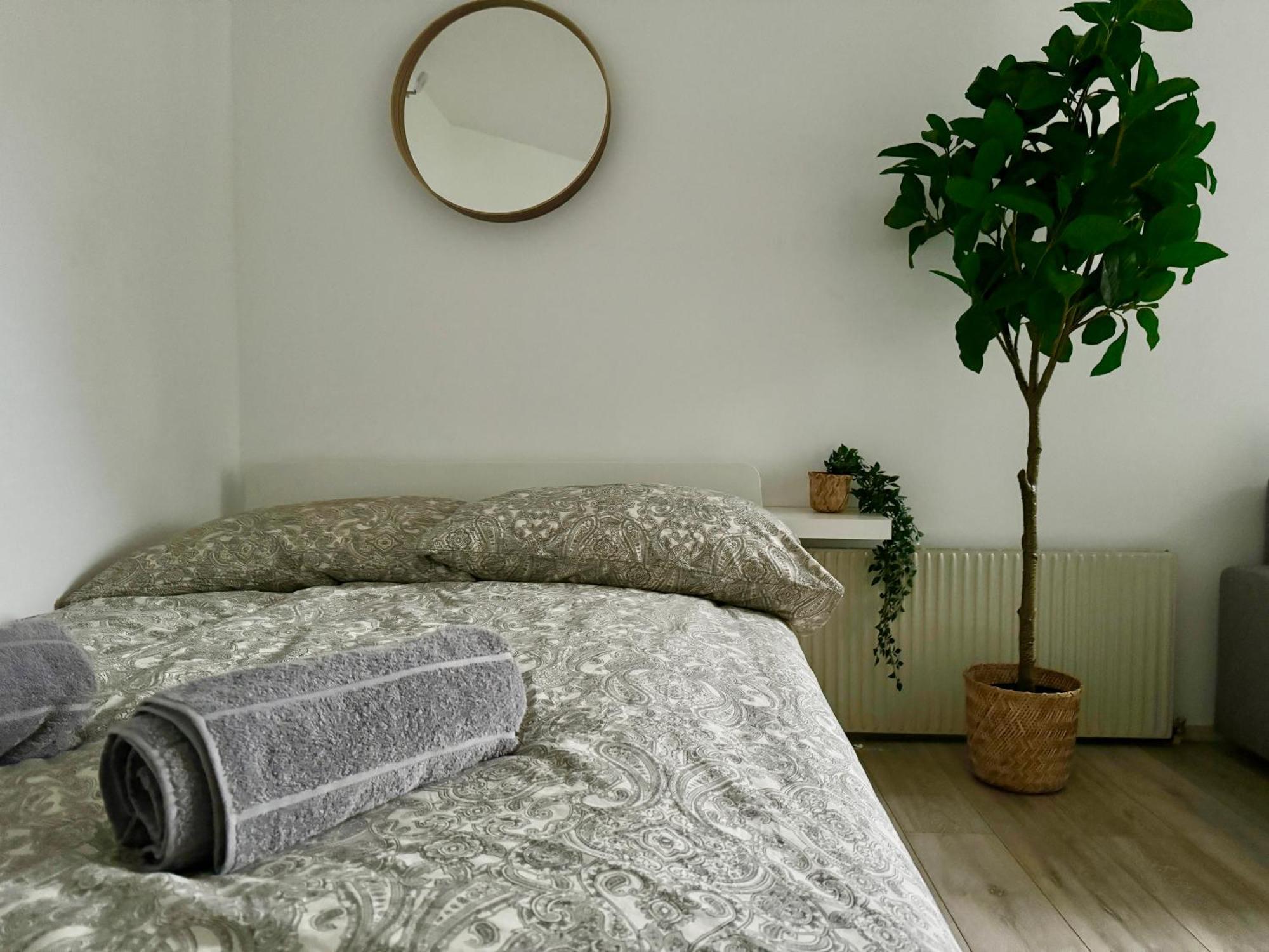 Prime Suites Near Schoenbrunn Castle ウィーン エクステリア 写真